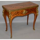 A SUPERB VICTORIAN FRENCH ROSEWOOD INLAID CARD TABLE with inlaid folding top on curving legs with