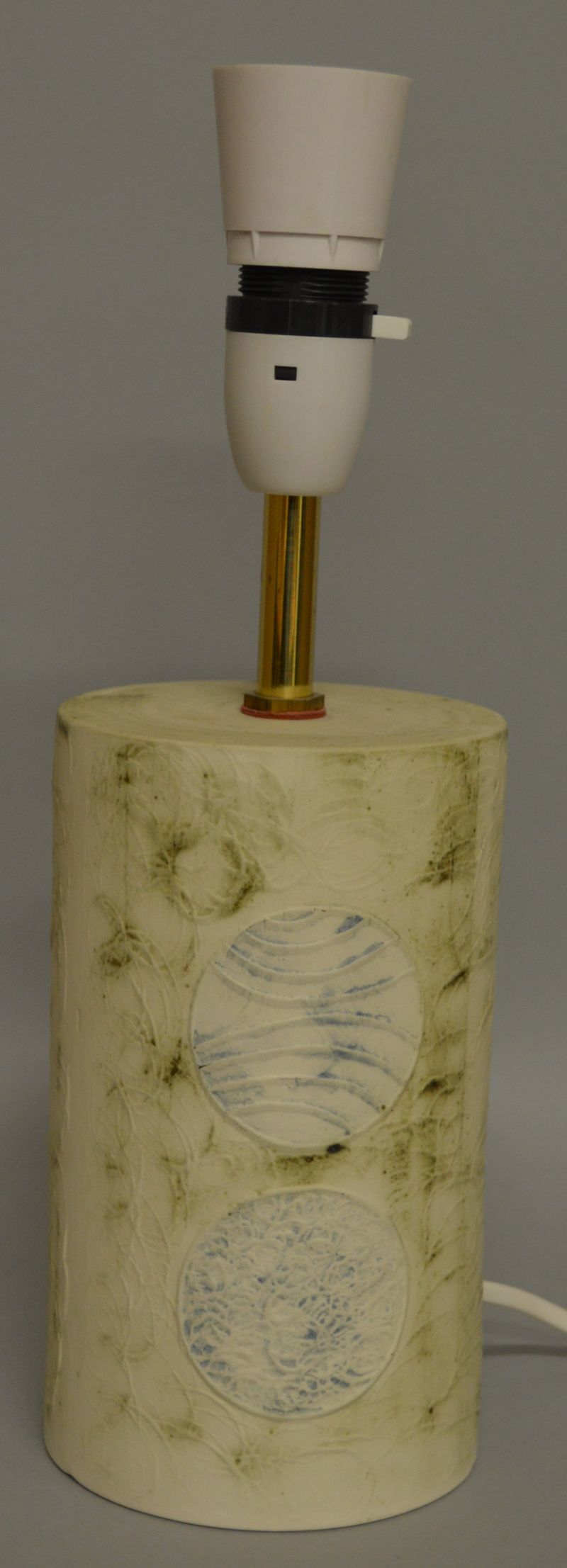 A CARN POTTERY PENZANCE CORNWALL CIRCULAR LAMP converted to electricity by JOHN BEUSMANS. Signed.