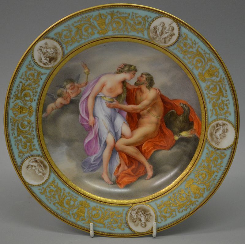 A SUPERB 19TH CENTURY VIENNA CIRCULAR PLATE, the centre painted with a classical scene and fine