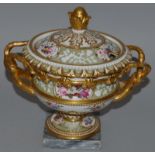 A 19TH CENTURY CHAMBERLAIN WORCESTER TUREEN AND COVER, moulded with leaves and painted with flowers,