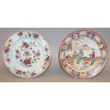 AN 18TH CENTURY CHINESE QIANLONG PERIOD FAMILLE ROSE PORCELAIN PLATE, painted to its centre with a