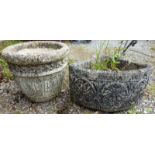 A RECONSTITUTED CORNER GARDEN PLANTER with a circular garden pot (2).