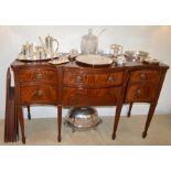 A GOOD GEORGIAN STYLE MAHOGANY SERPENTINE FRONTED SIDEBOARD with two central drawers, flanked by