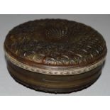 A GOOD 19TH CENTURY PRESS HORN SILVER MOUNTED CIRCULAR BOX AND COVER 4ins diameter.