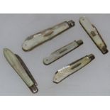 FIVE VARIOUS SILVER AND MOTHER-OF-PEARL FRUIT KNIVES.