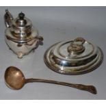 AN OVAL TUREEN & COVER, TEAPOT AND SOUP LADLE (3).