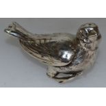 A VICTORIAN NOVELTY SILVER MODEL OF A SPARROW PEPPERETTE 3.5ins long, 2ins high. London 1863