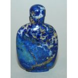A GOOD QUALITY CHINESE LAPIS LAZULI SNUFF BOTTLE & STOPPER, the predominantly blue stone with