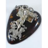 EDWARDIAN SILVER AND TORTOISESHELL LETTER CLIP IN THE FORM OF A HEART WITH CHERUB CLIP AF APPROX. 12