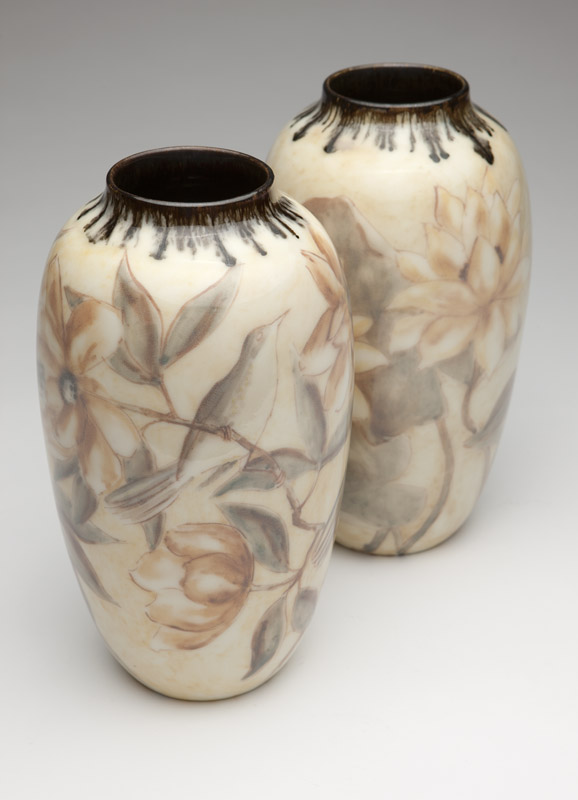 A near pair of Rookwood vases, Jens Jensen Circa 1948, Cincinnati, OH, impressed ''RP'' monogram - Image 3 of 4