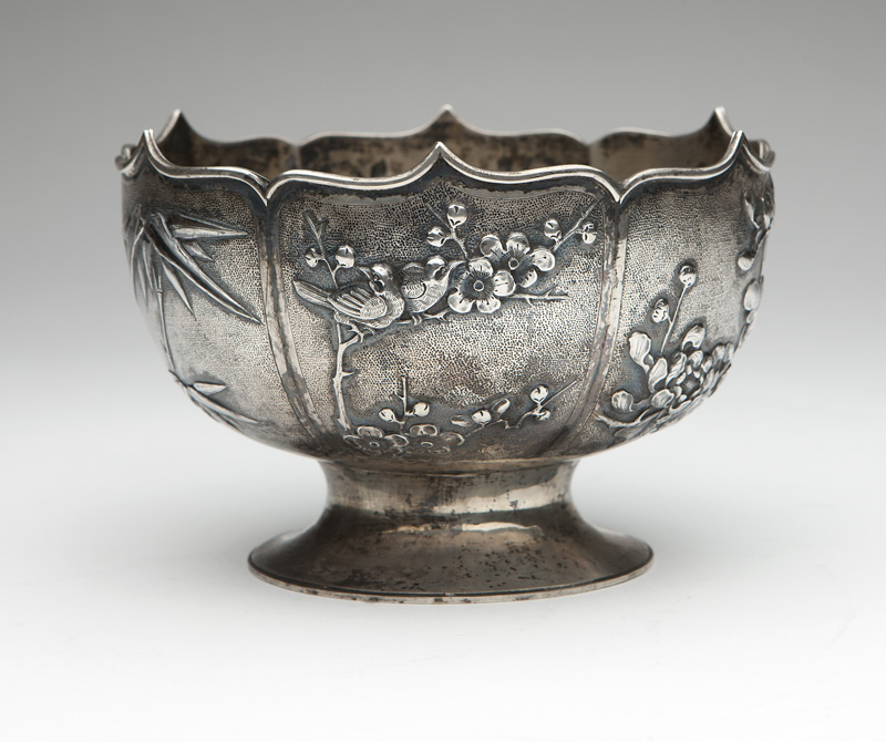 1049 A Japanese silver bowl Second quarter 20th century, maker's mark in kanji to base, possibly