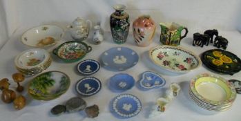 Assorted ceramics inc Wedgwood, Noritaki