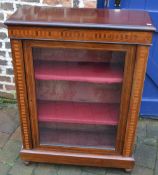 Edw display cabinet