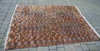 Lg brown rug 220 cm x 164 cm