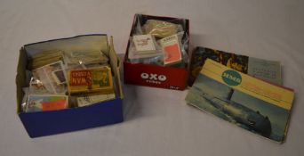 Quantity of cigarette cards & albums