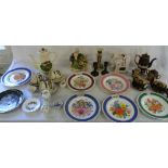 Assorted ceramics inc Capodimonte, Dartm