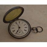 Silver Waltham pocket watch with 0,935 s