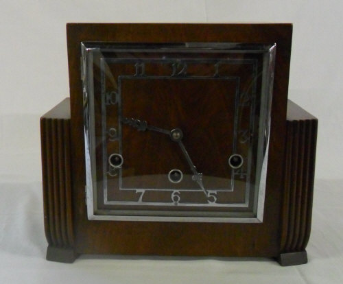 Oak Art Deco mantle clock