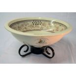 Vict ceramic sink with makers mark 'T C