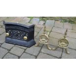 Cast iron tidy Betty & a pr of brass fir