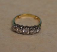 18ct gold 5 stone diamond ring approx 0.