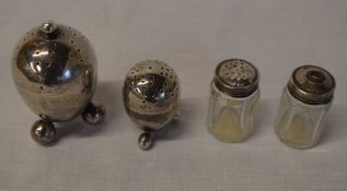 2 Silver pepperettes and a pair of Silve