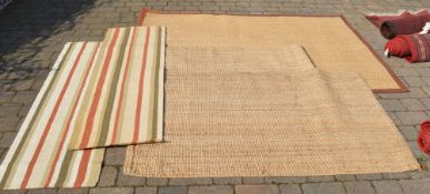Woven grass rug 2.23m, 2 rugs & 2 stripe