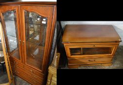 Glass display cabinet and entertainment