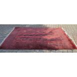 Lg red Persian style carpet 300cm x 206c