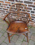 Yew wood Windsor chair with elm seat. Sp
