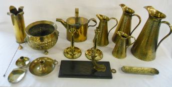Assorted brass ware inc set of graduated