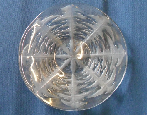 Lalique 'Pissenlit' design plate D 6.5"