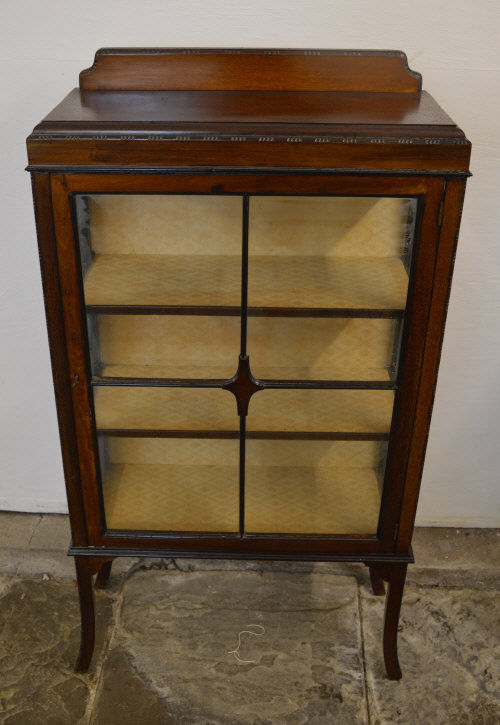 Early 20th century display cabinet
