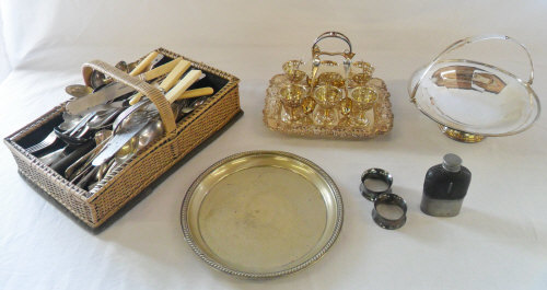 Assorted silver plate inc cutlery & egg