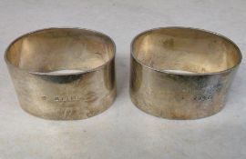 Pair of silver napkin rings London 1938