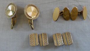 Pair of 9ct gold cufflinks & 2 pairs of silver cufflinks