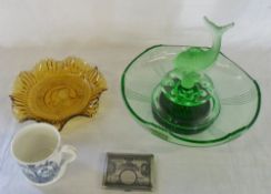 Art Deco green glass fish centre piece,