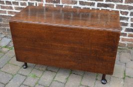 Georgian oak gate leg table on pad feet