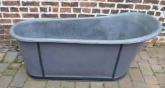 French galvanized tin roll top bath with