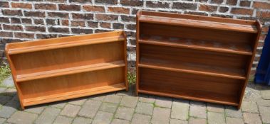 2 solid wood plate shelves