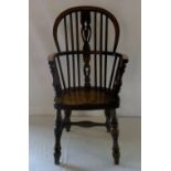 Modern child's/miniture Windsor chair H