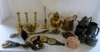 Selection of brass (inc horse brasses),