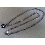 9ct white gold necklace with Tahitian pe