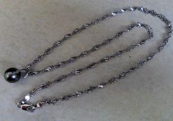 9ct white gold necklace with Tahitian pe