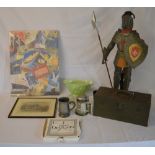 Large figure of a knight, tankards, mode