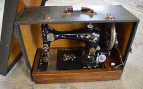 Singer sewing machine with floral design