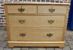 Victorian chest of drawers with brass sw