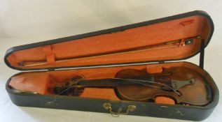 Full sized violin with bow and case (af)