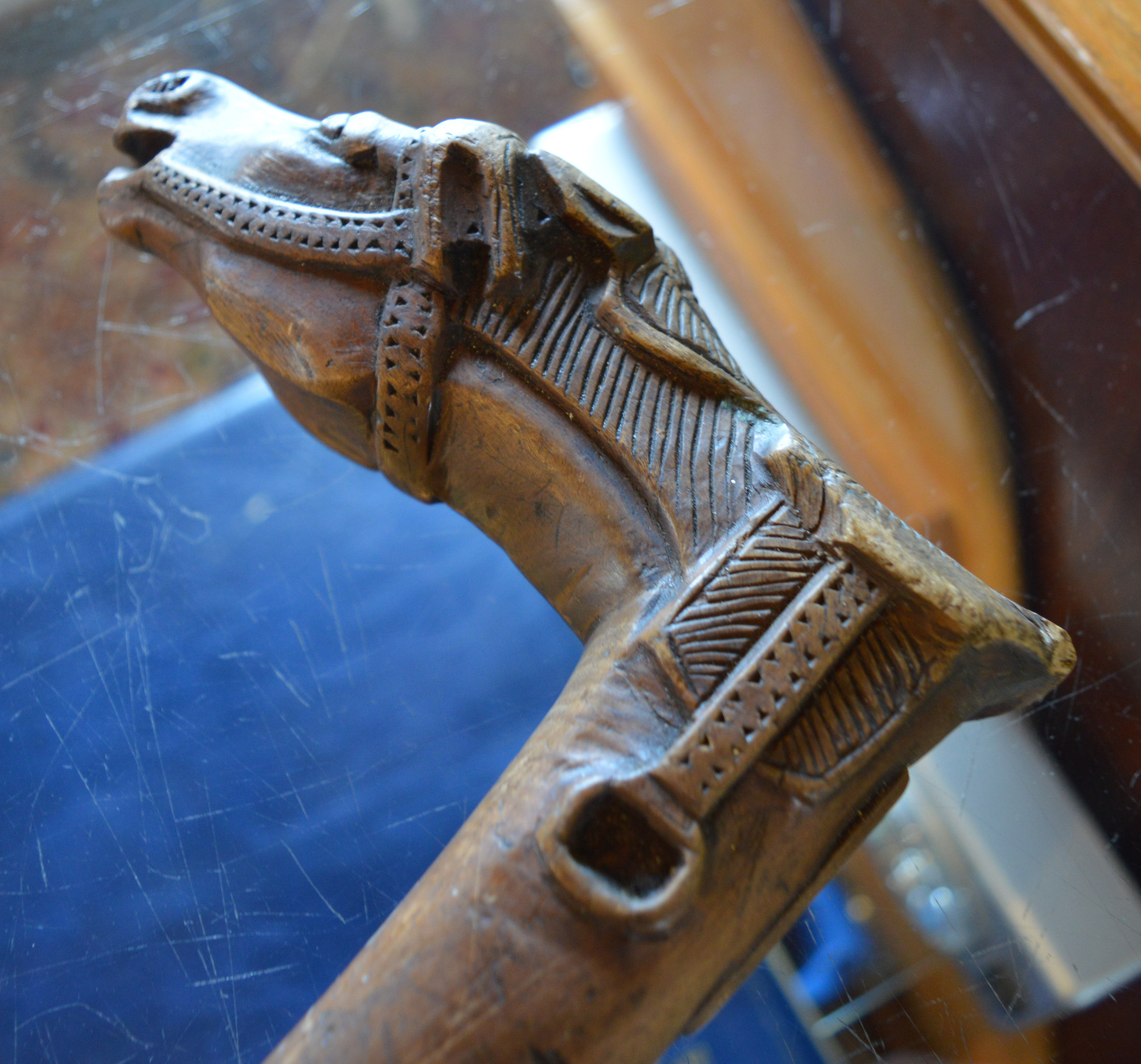 Walking stick with carved horse head handle - Image 4 of 5