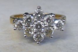 18ct gold diamond cluster ring approx 0.